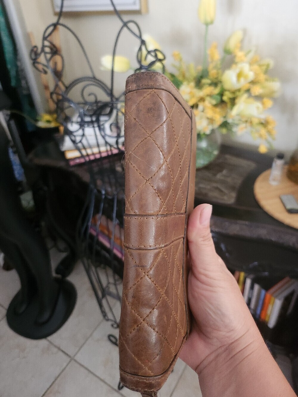 Burberry zip around leather wallet - Picture 4 of 8